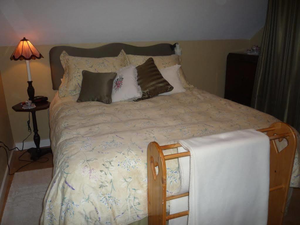 קואליקום ביץ' Tea Cozy Bed & Breakfast מראה חיצוני תמונה
